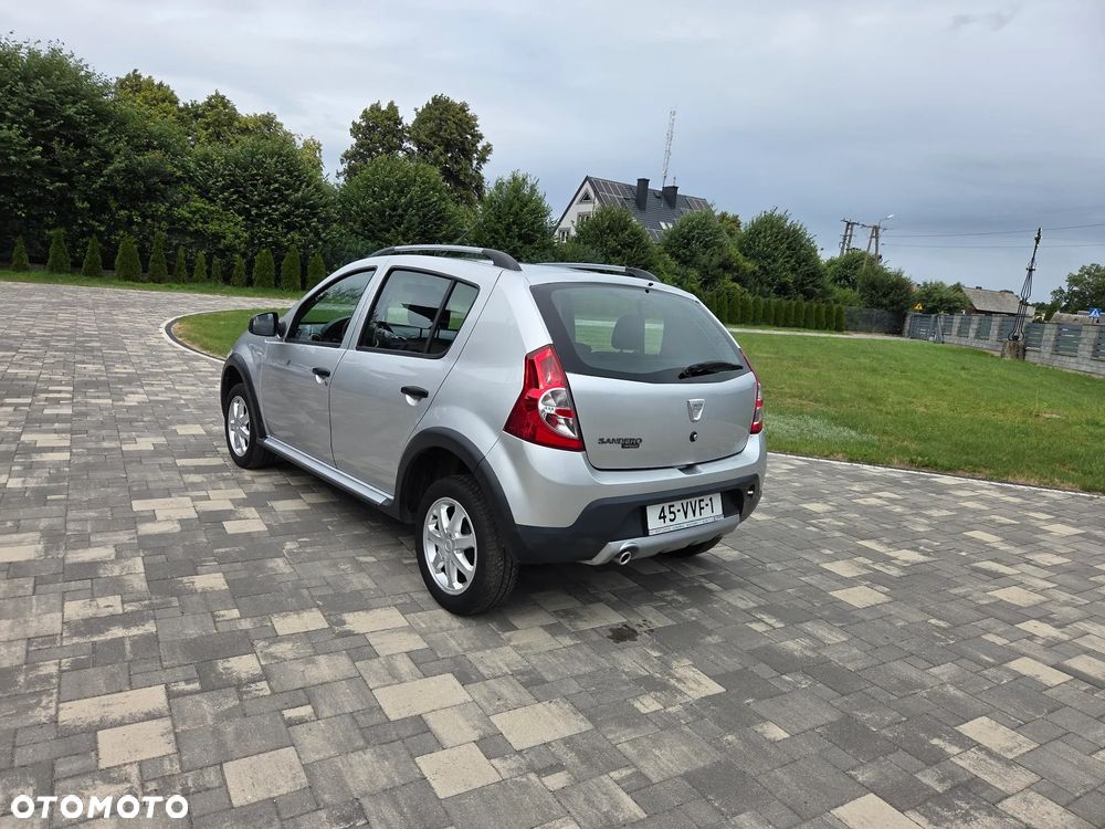 Dacia Sandero Stepway - 11