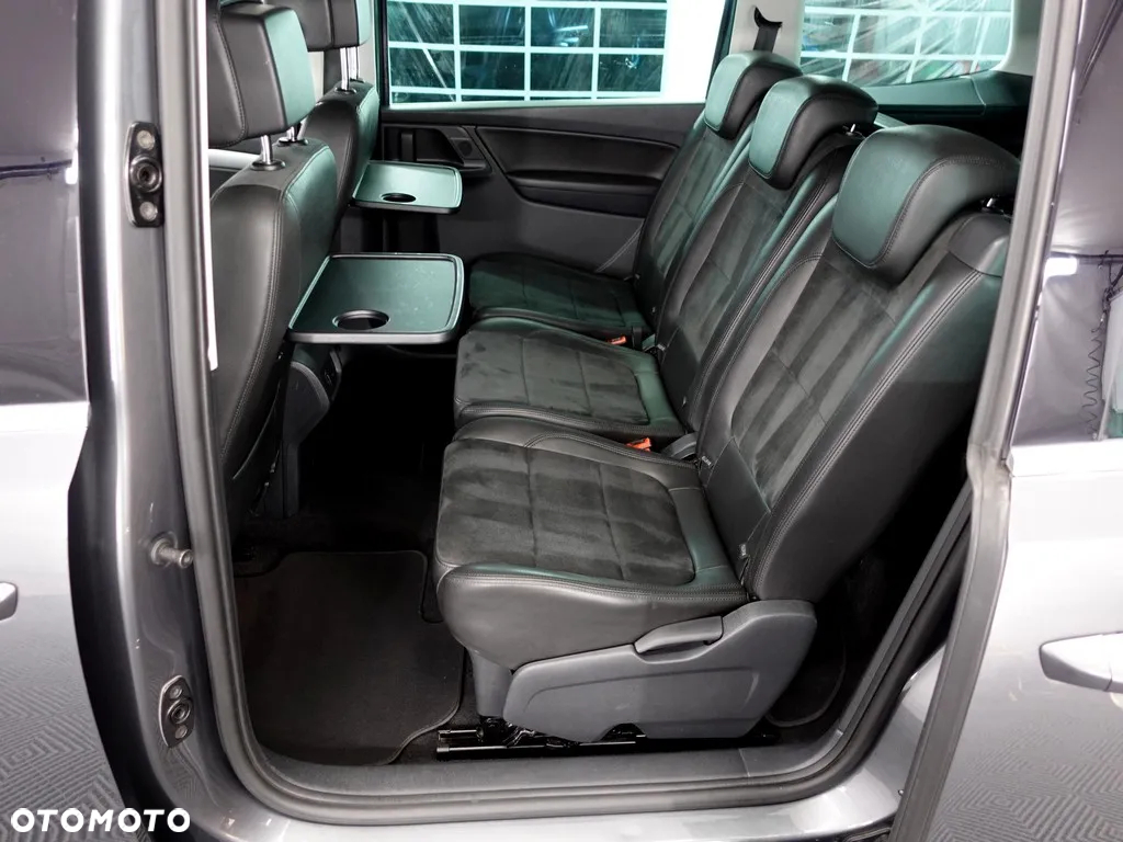 Volkswagen Sharan 2.0 TDI Highline DSG - 10