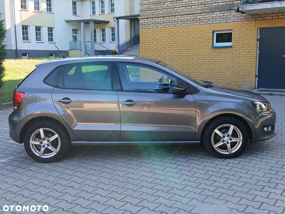 Volkswagen Polo 1.2 TSI MATCH - 6