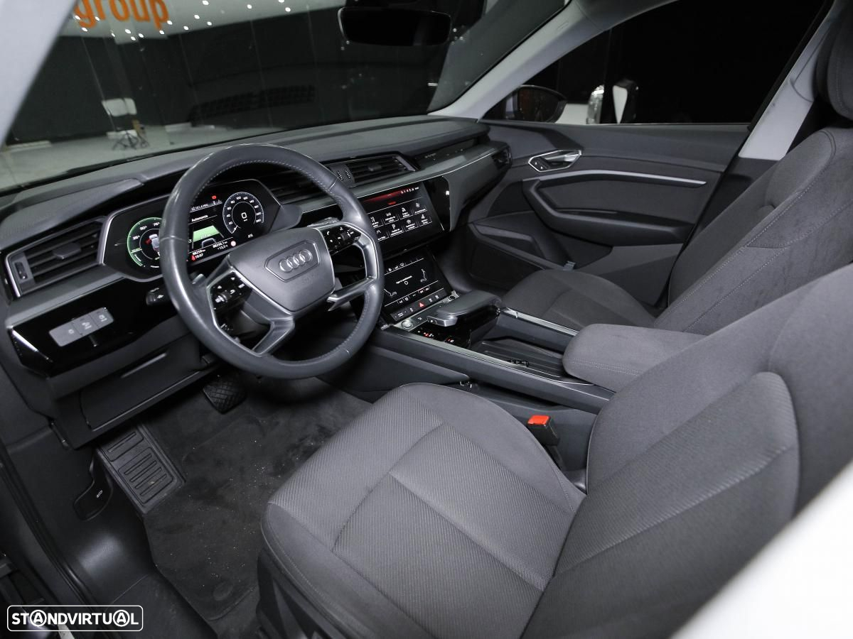 Audi e-tron 55 quattro - 6