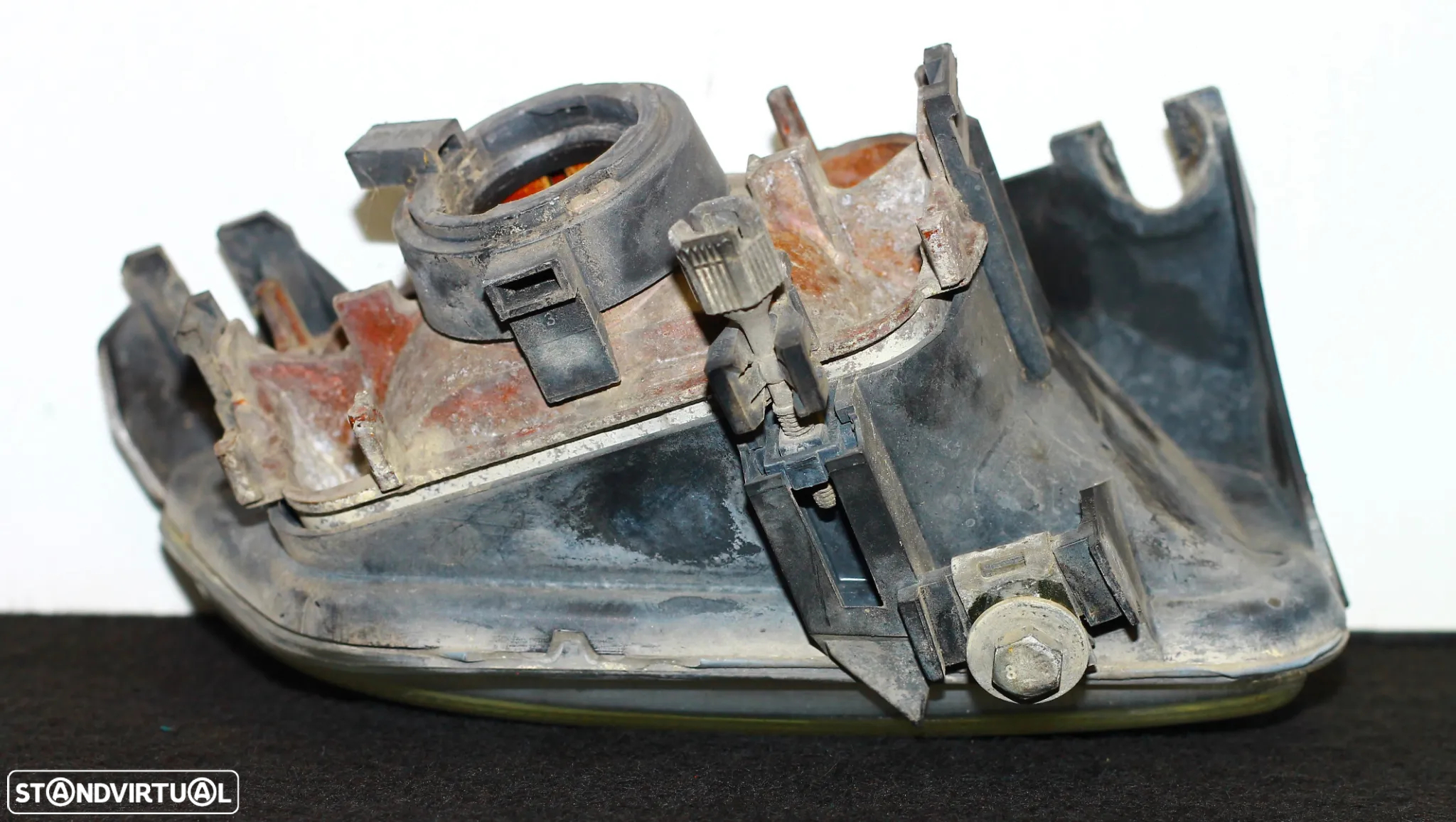 FAROL DE NEVOEIRO ESQUERDO CITROËN SAXO - 4