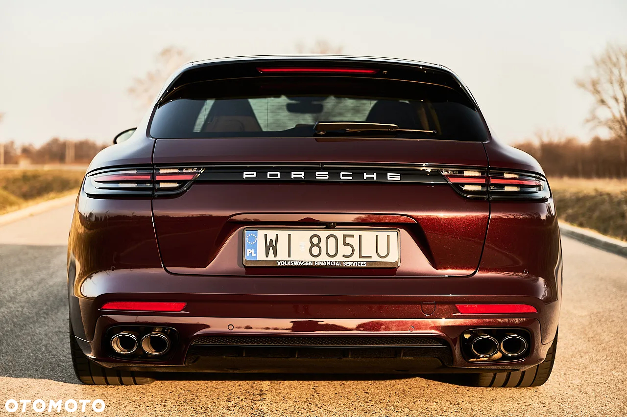 Porsche Panamera - 5