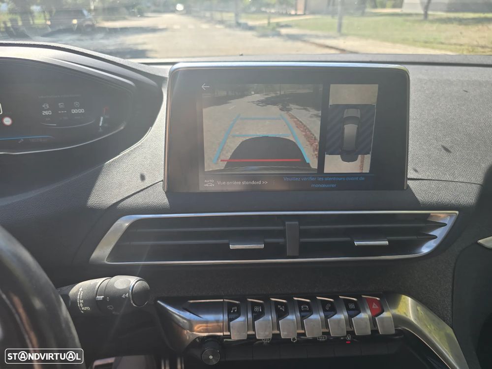 Peugeot 3008 PureTech 130 Stop & Start GPF EAT8 Crossway - 19
