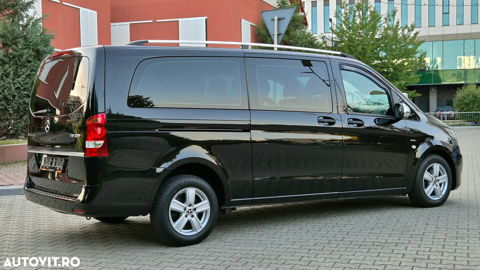 Mercedes-Benz Vito - 12