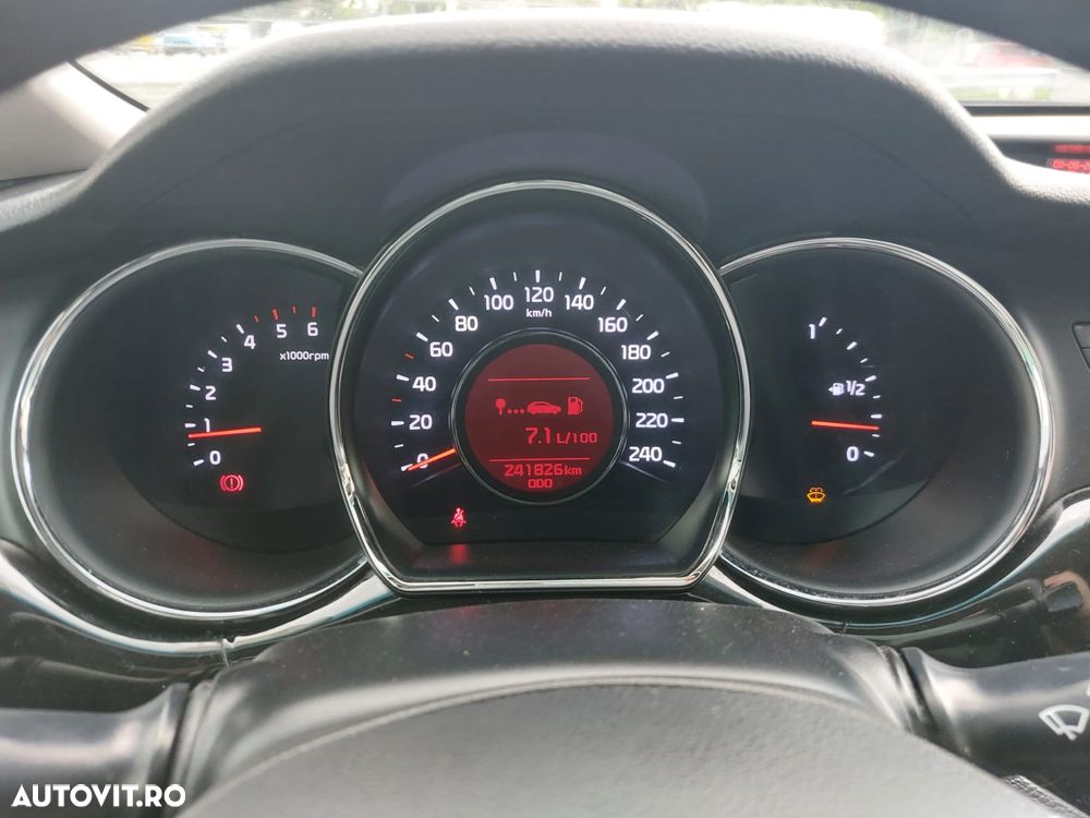 KIA Ceed 2015 — imagine 15