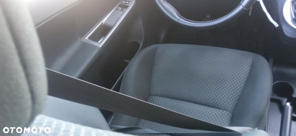 Toyota Verso S 1.33 Active - 17