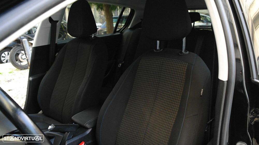 Peugeot 308 1.2 PureTech Active - 40