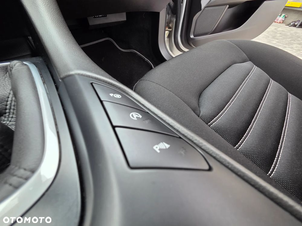 Ford Mondeo SW - 21