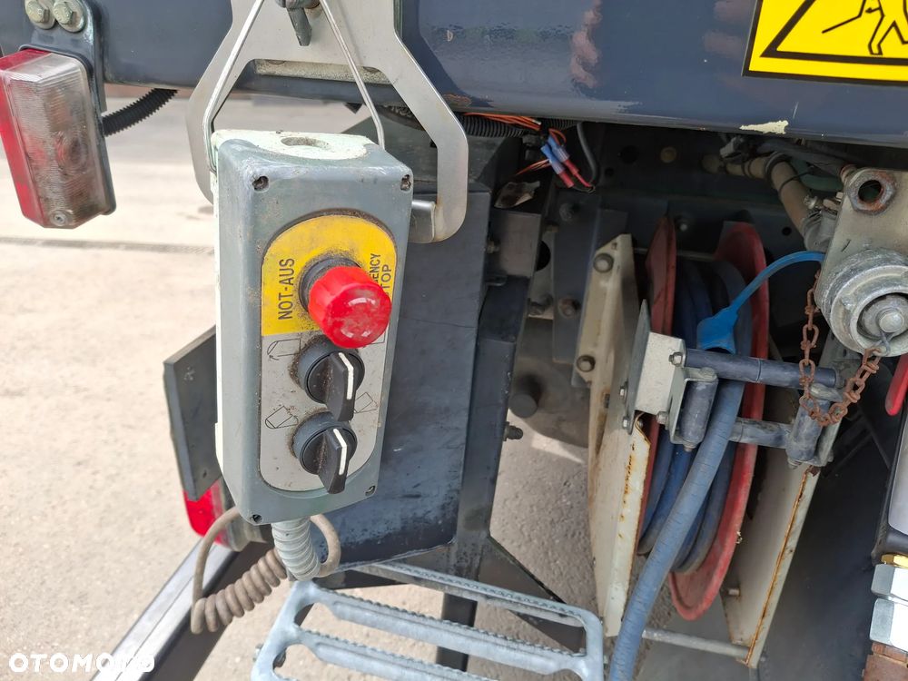 Mercedes-Benz Atego 1523 Zamiatarka Schmidt SK600 Karcher Euro 6 PM10 Listwa Wysokiego Ciśnienia 2 Silniki Szczotki L/R Rura Do Liści 2016r - 16