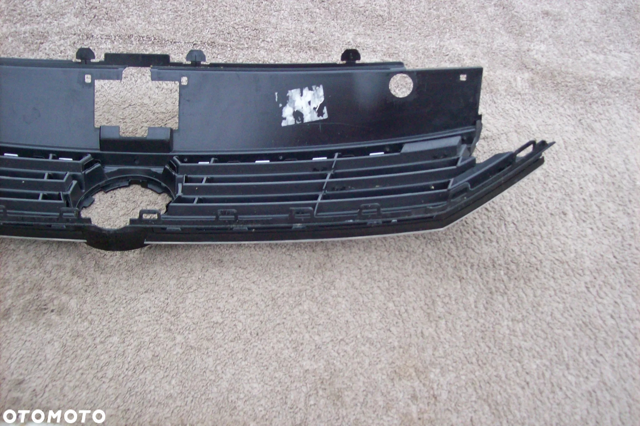 GRILL VW PASSAT B8 - 7