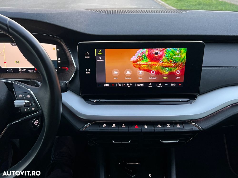 Skoda Octavia Combi 2.0 TDI DSG Clever - 14