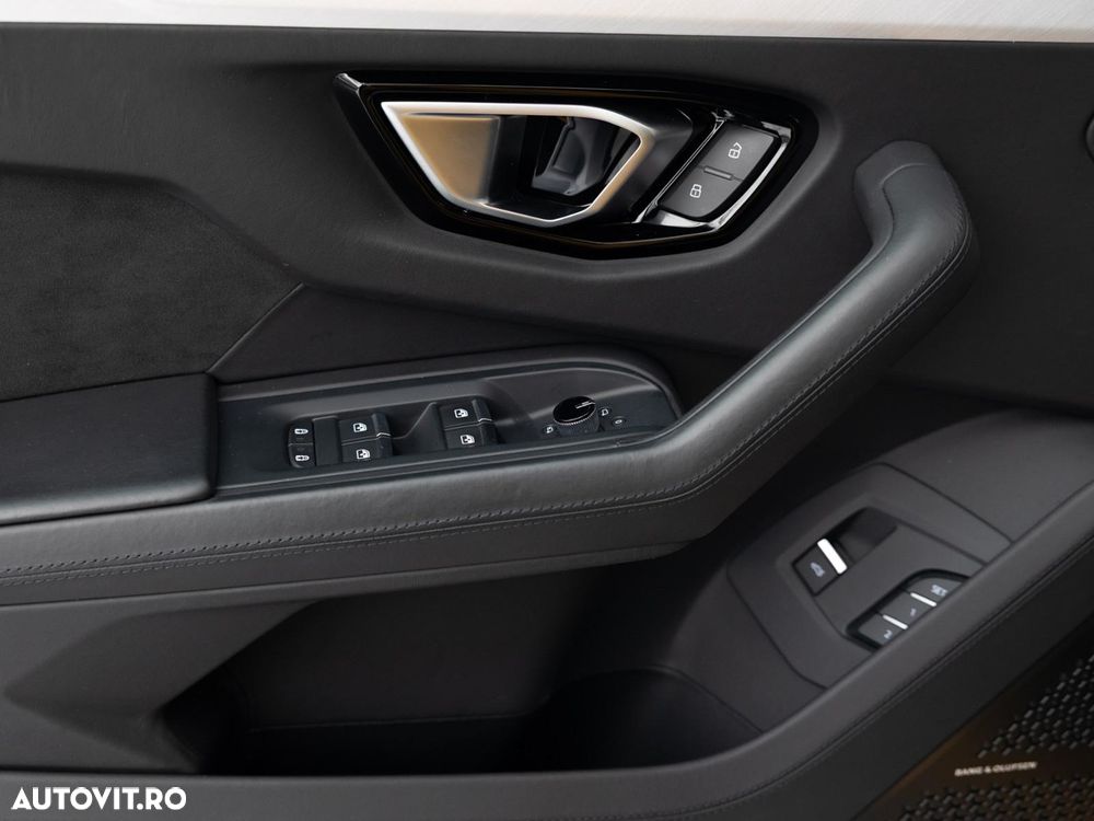 Lamborghini URUS - 20