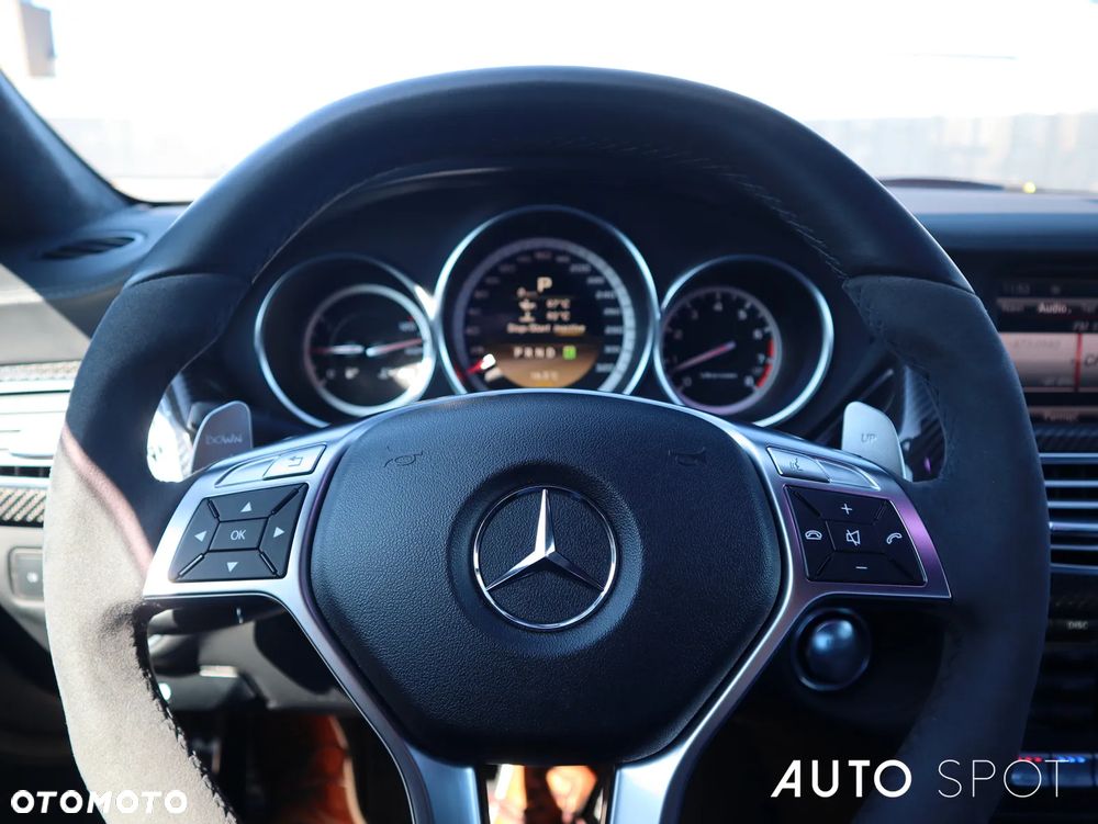 Mercedes-Benz CLS 63 AMG - 25