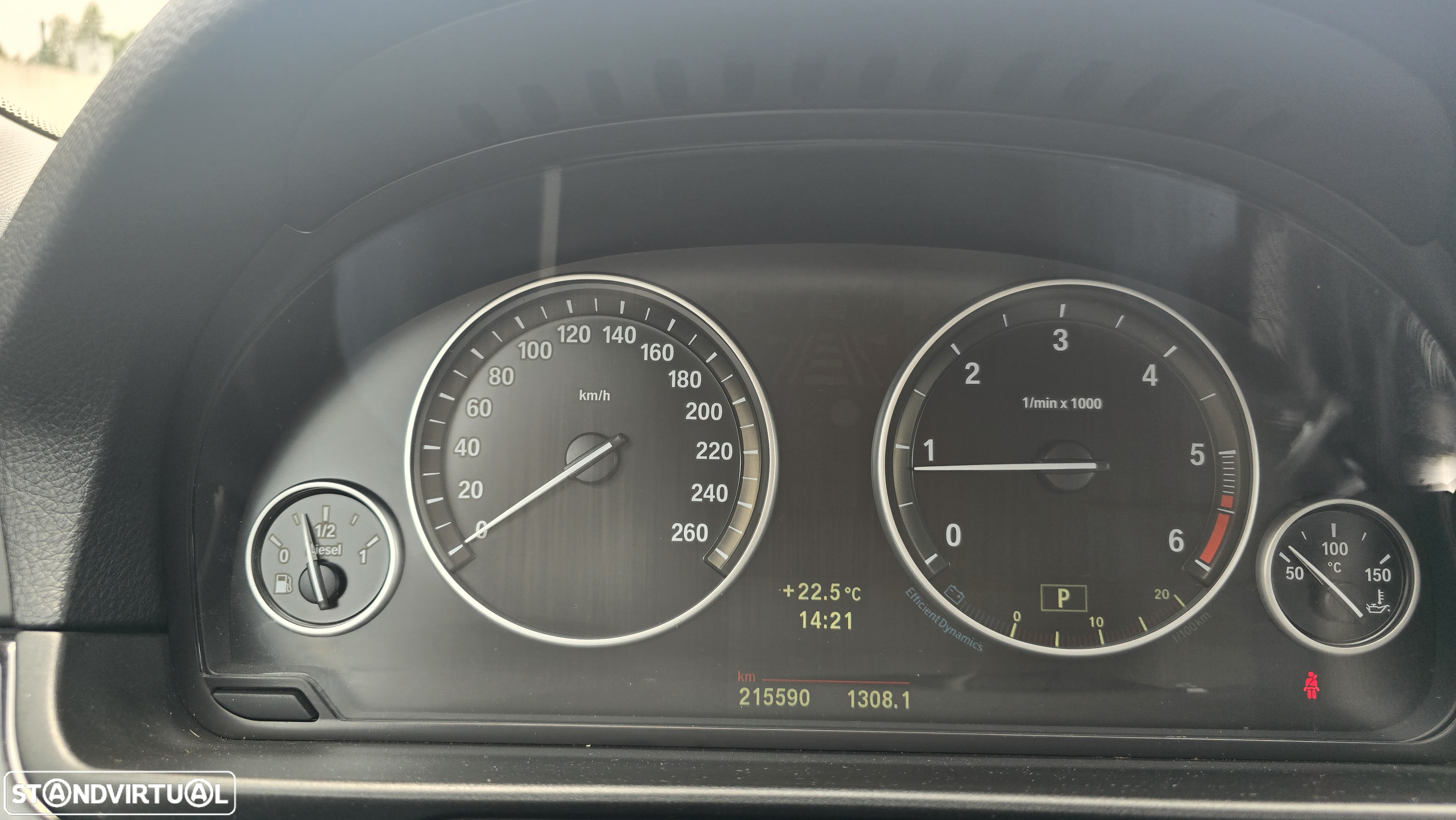 BMW 520 d Exclusive Auto 129g - 25