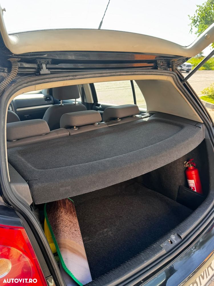 Volkswagen Golf 1.9 TDI Comfortline - 17