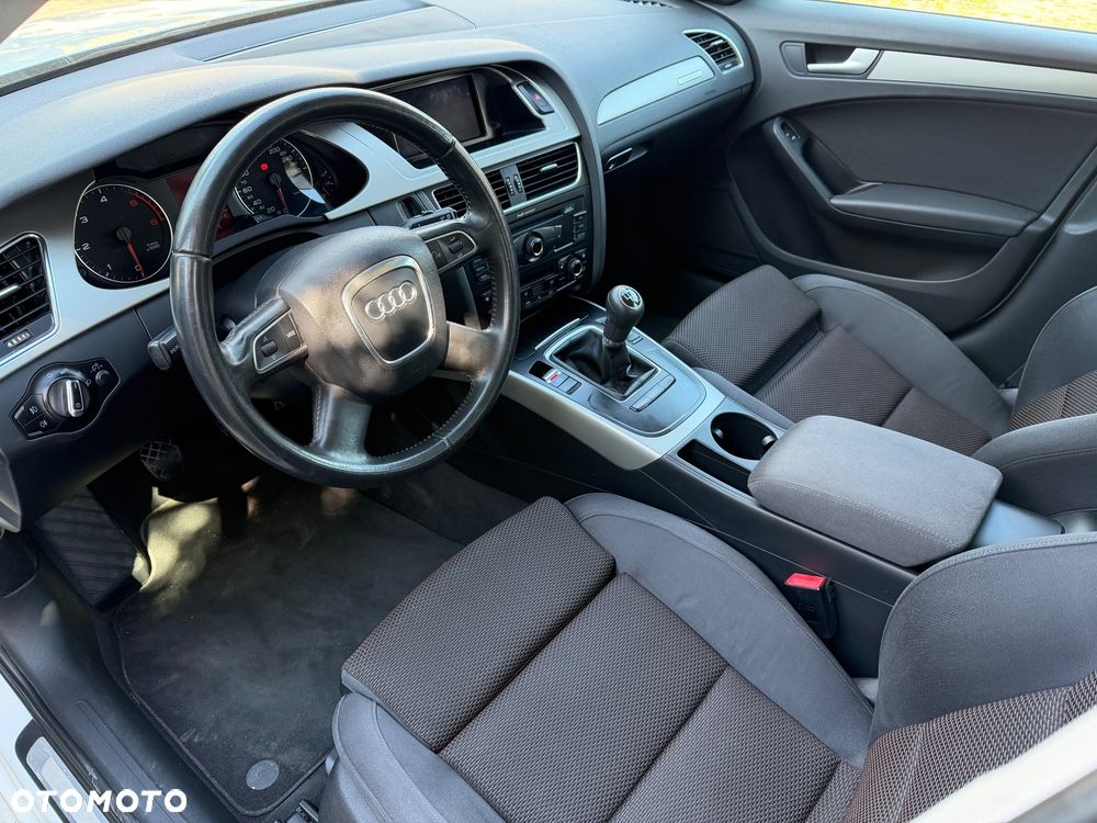 Audi A4 Allroad - 14