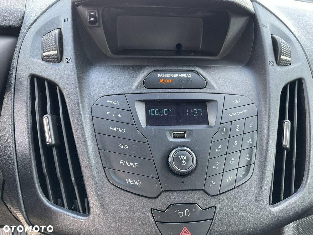 Ford Tourneo Connect 1.6 TDCi Titanium - 19