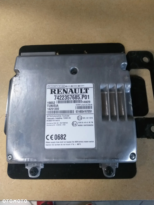 Moduł gps Gsm Reanul gama T 7422357685 P01