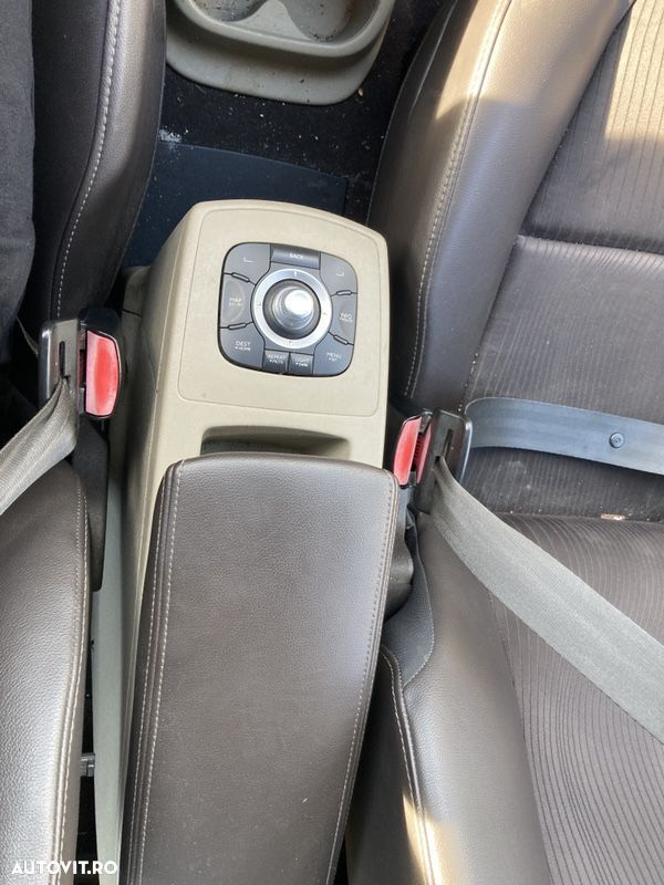 Dezmembrez Renault Scenic 3 1.9 dCi F9Q-870 2010 - 12