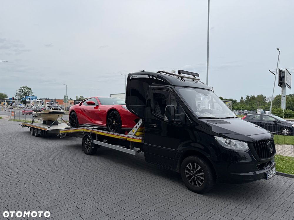 Mercedes-Benz Sprinter - 26