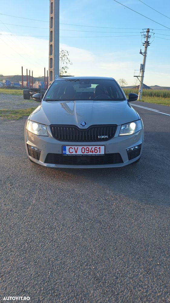 Skoda Octavia 2.0 TDI RS DSG - 4