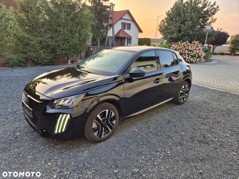 Peugeot 208 TURBO 100 Allure - 11