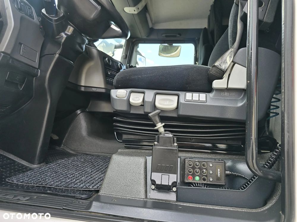 MAN TGX 18.440 Retarder - 12