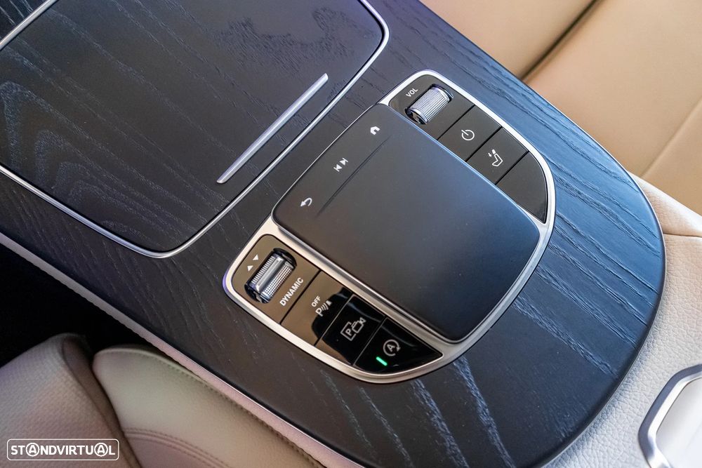 Mercedes-Benz E 220 d Avantgarde 7L - 23