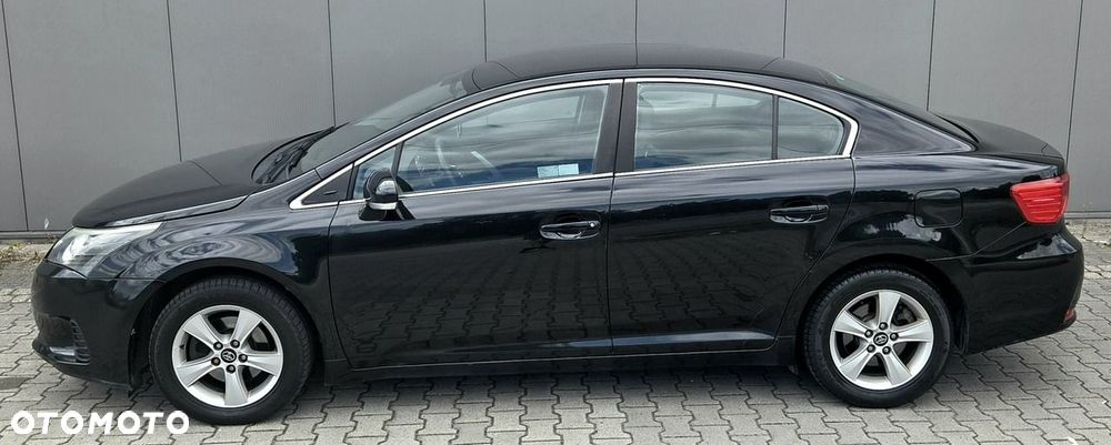 Toyota Avensis 2.0 D-4D Sol - 3