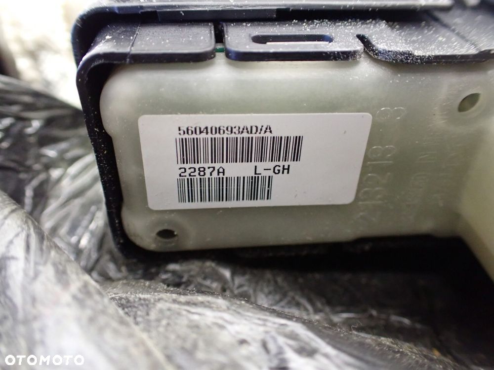 PANEL STEROWANIA SZYBY PASAŻERA DODGE CALIBER 56040693AD  0079885AA - 5