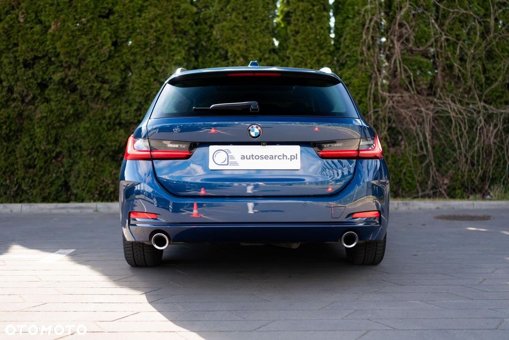 BMW Seria 3 320d xDrive - 6