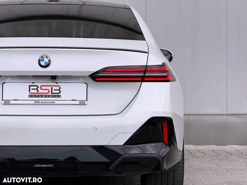 BMW Seria 5 520d xDrive AT MHEV - 15