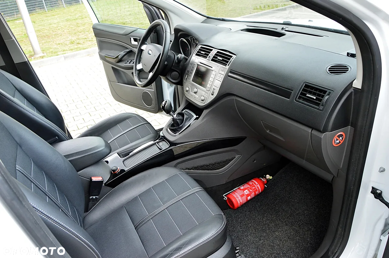 Ford Kuga 2.0 TDCi Titanium - 29
