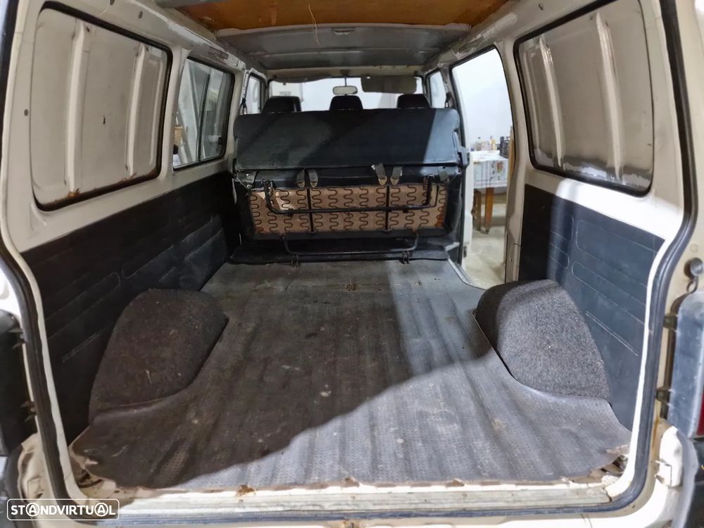 Mitsubishi L300 2.5 D P05 - 5