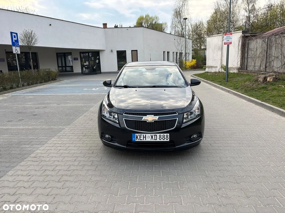Chevrolet Cruze - 22