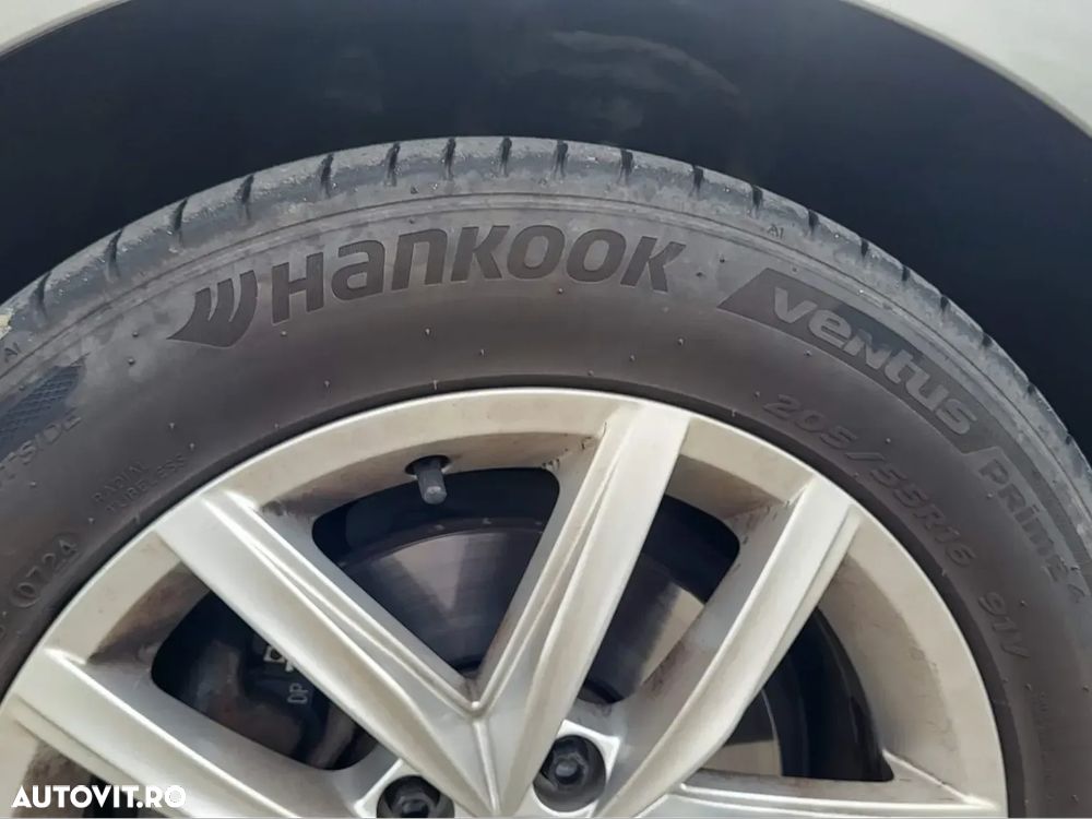 Volkswagen Golf 2.0 TDI (BlueMotion Technology) DSG Comfortline - 28