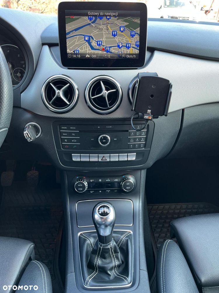 Mercedes-Benz Klasa B 180 d BlueEFFICIENCY Edition Style - 9