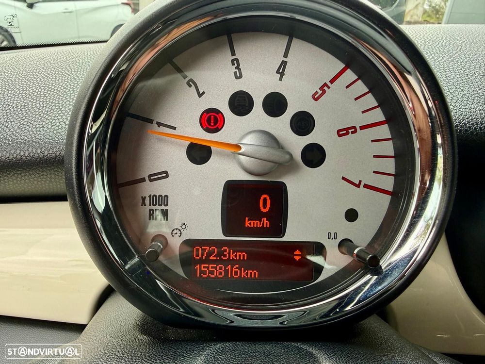 MINI Clubman Cooper D - 14