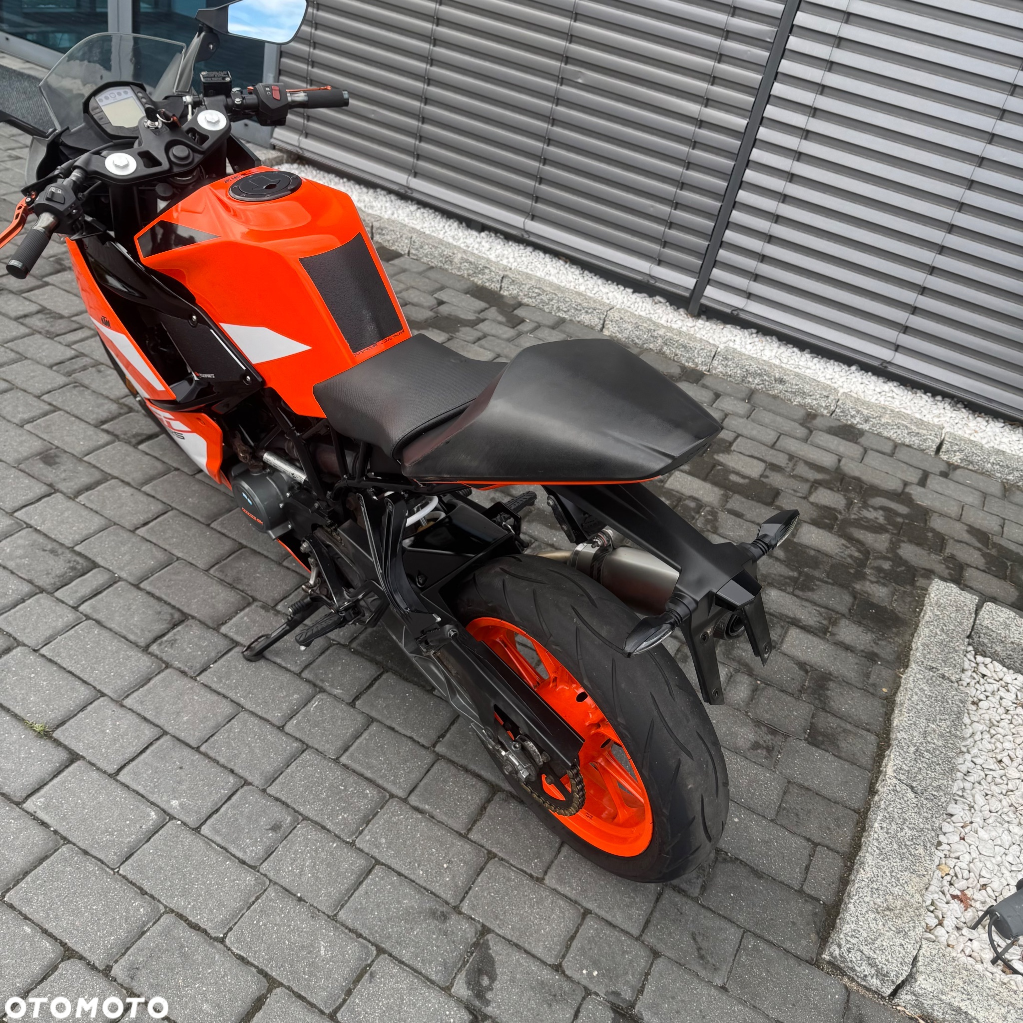 KTM RC 125 - 9