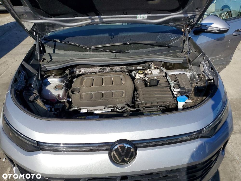 Volkswagen Tiguan - 12