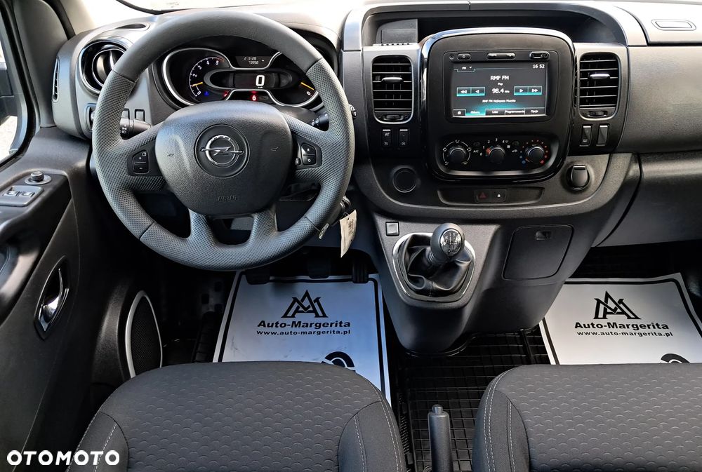 Opel Vivaro - 16