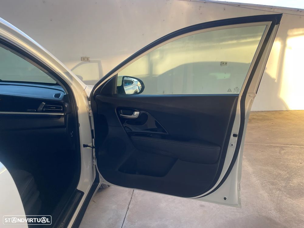 Kia Niro 1.6 GDi HEV Drive - 31