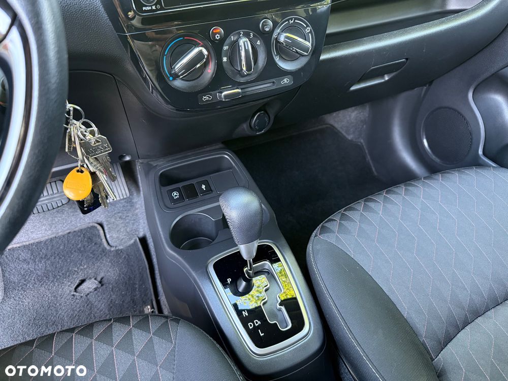 Mitsubishi Space Star AS&G 1.2 CVT Spirit+ - 18