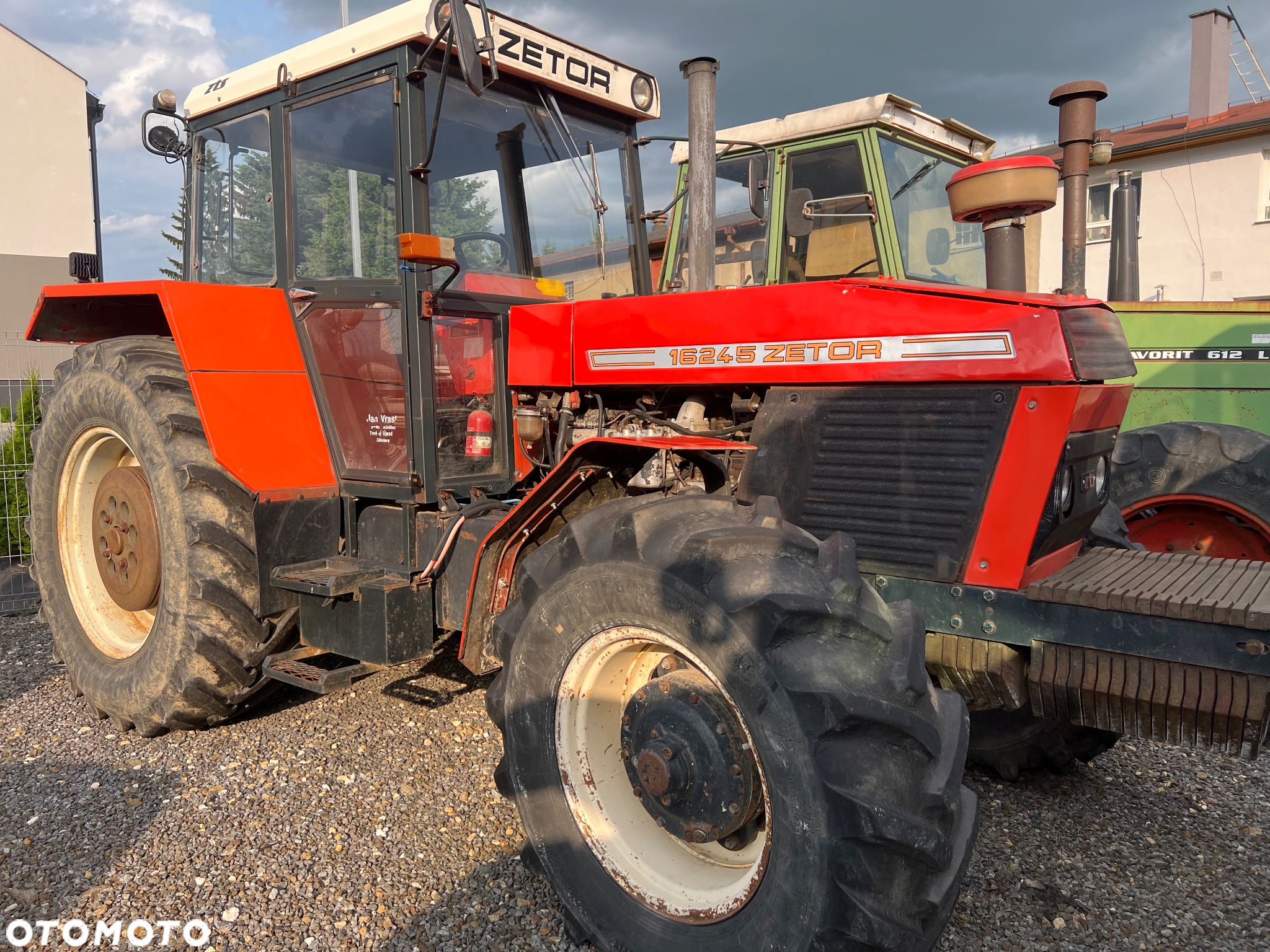 Ursus C385 - 32