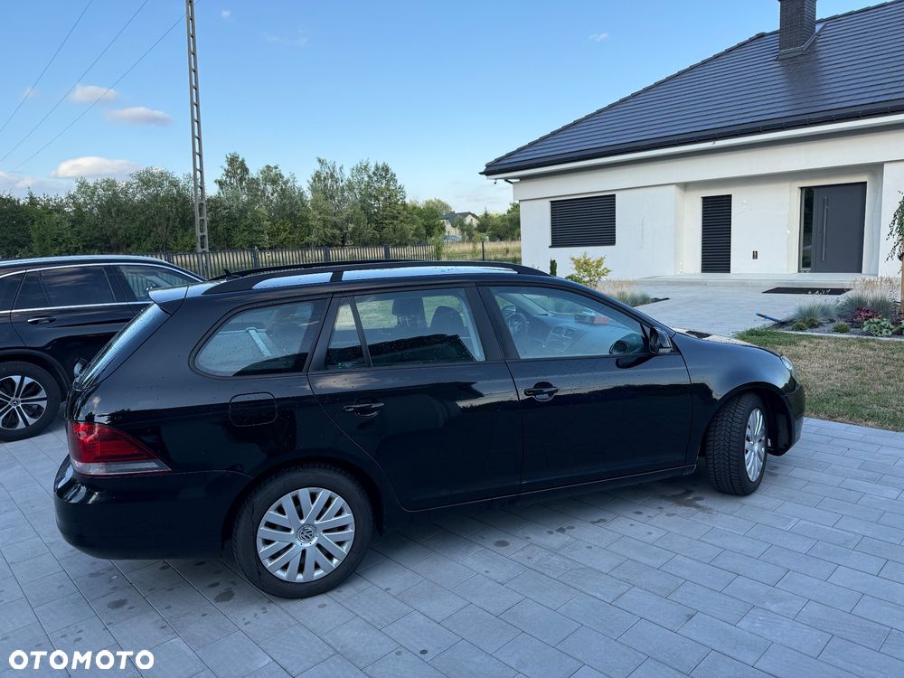 Volkswagen Golf - 2