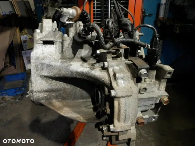 SKRZYNIA BIEGÓW MANUALNA PRZEWOD WYSPRZEGLIKA HYUNDAI I30 KIA CEED 1.6 CRDI M56CF2 S71767  / 70 TYS KM - 1