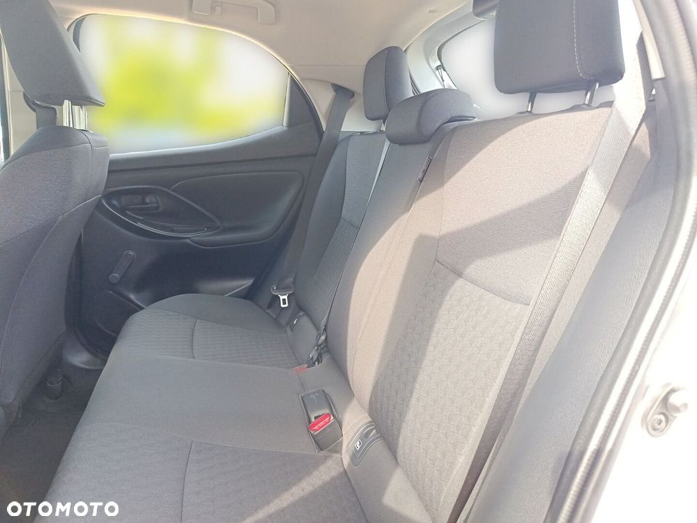 Toyota Yaris - 17