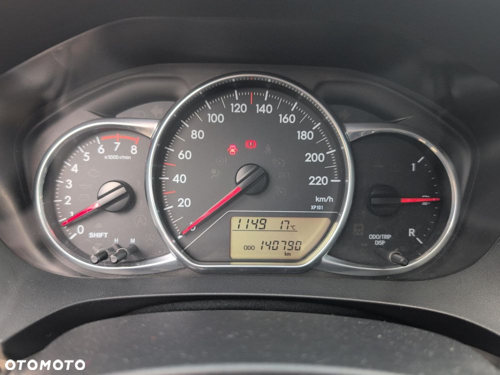 Toyota Yaris 1.33 Selection Platinum - 17