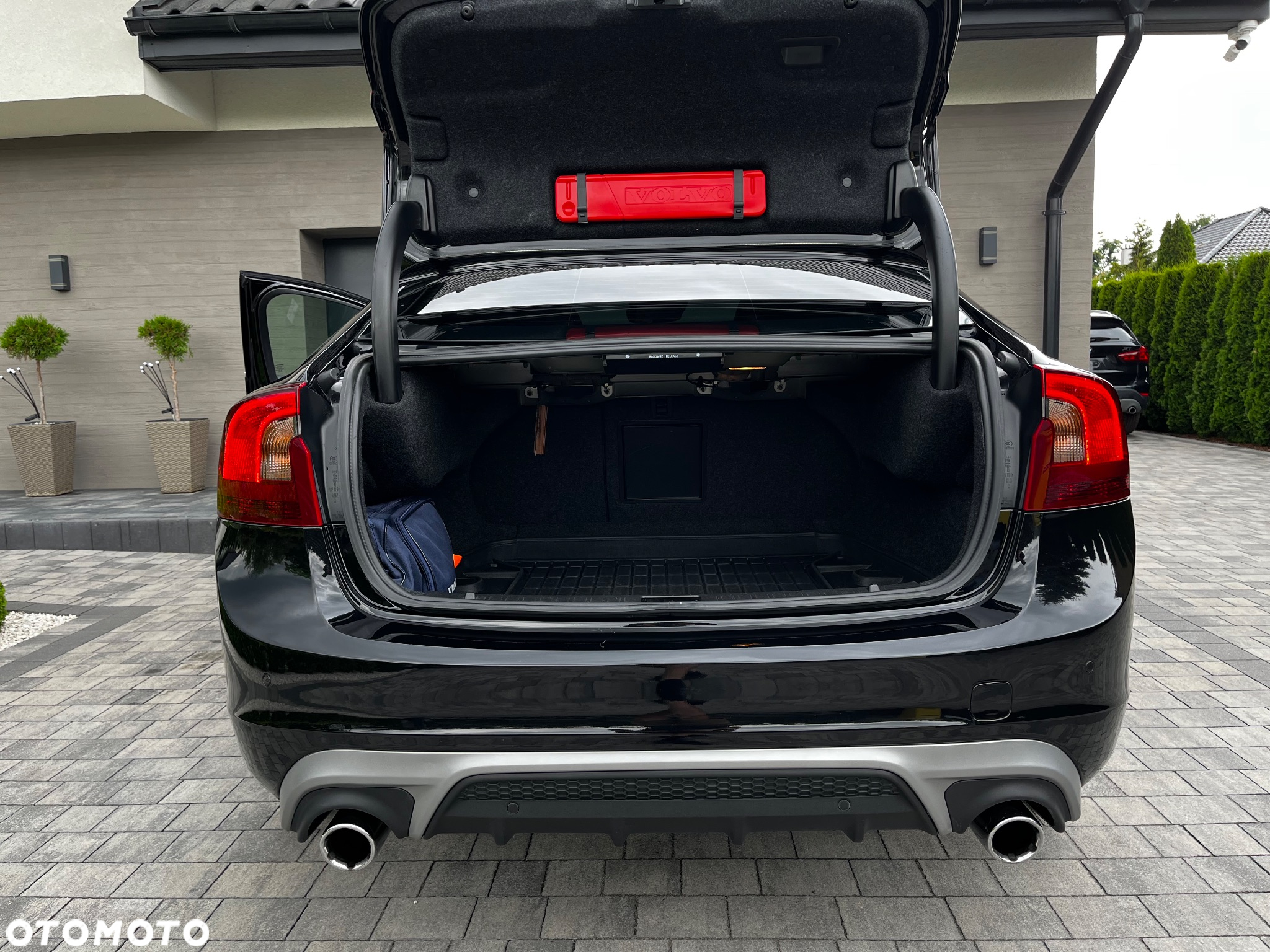 Volvo S60 D4 Drive-E R-Design Momentum - 9