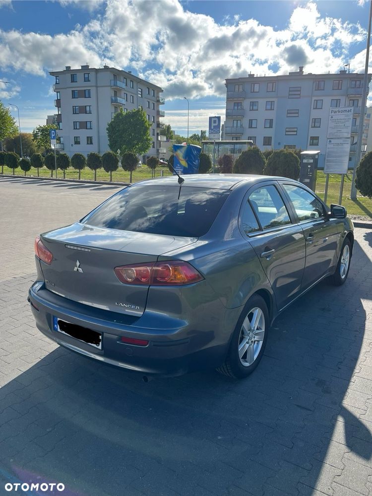 Mitsubishi Lancer - 5